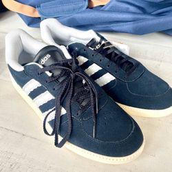 NEW Adidas Breaknet Sleek Sneakers - Never Worn with Tags! Size 8 1/2