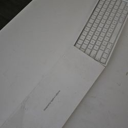 Apple Keyboard And Mice