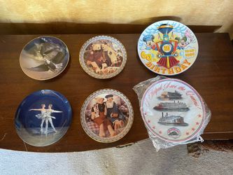 Rare Antique Collectors Commemorative Plates