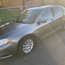 2013 Chrysler 200
