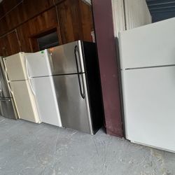 Top Freezers Refrigerators