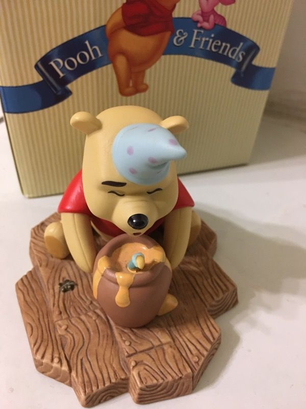 Pooh birthday porcelain