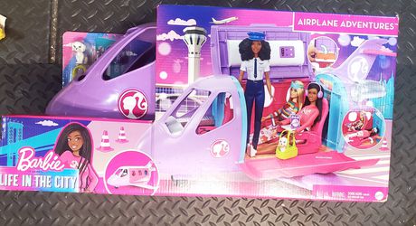 Barbie - Airplane Adventures Playset