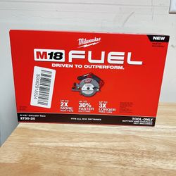 Milwaukee M18 FUEL 18-Volt Lithium-Ion Brushless Cordless 6-1/2 in. Circular Saw (Tool-Only)