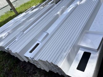 White vinyl fence