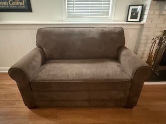 Pull out Couch