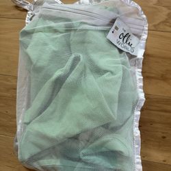 Like new Ollie swaddle $35