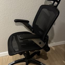 Ergonomic Office Chair - Mesh Seat