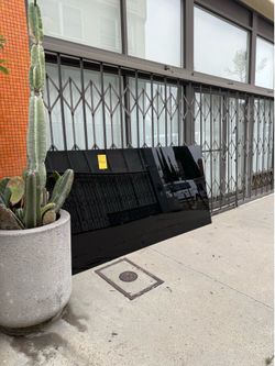 Free plexiglass sheets 4x8 ft