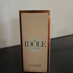 BRAND NEW  IDOLE