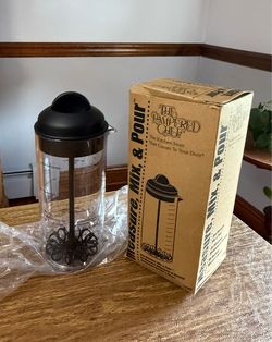 Pampered Chef Salad Dressing Mixer - New