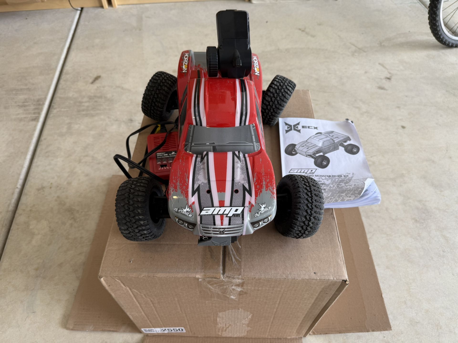 AMP MT MONSTER TRUCK