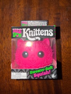 Nee Doh Knittens Squishy Toy Pink