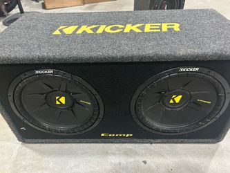 2 12”kicker subs with kicker box