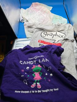 3pc Teacher/School graphic print T-shirt lot M