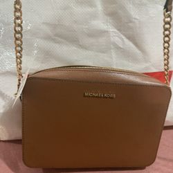 Michael Kors Crossbody