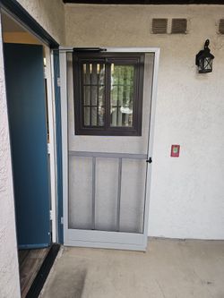 Screen doors