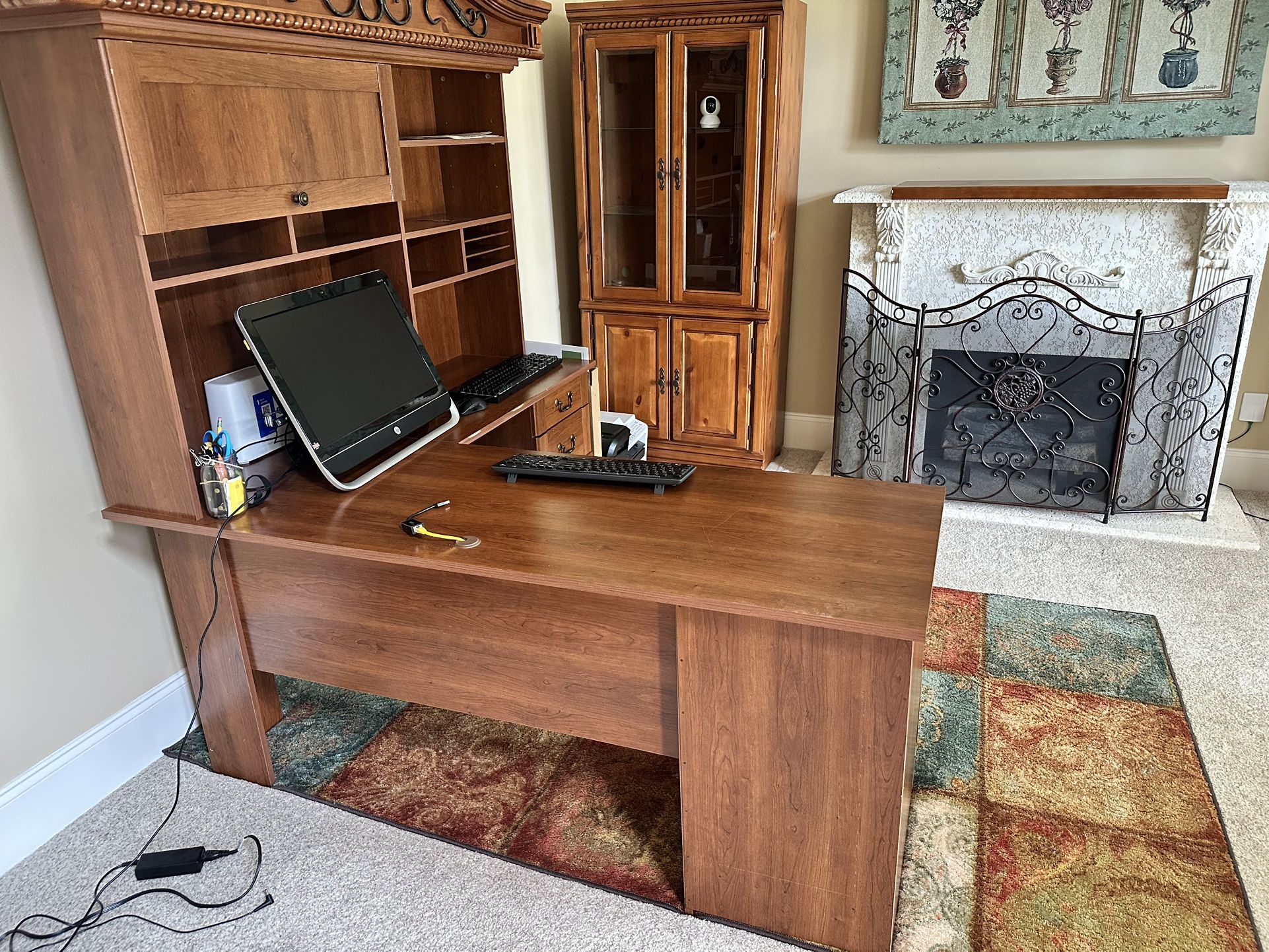 Office Desk With Hutch