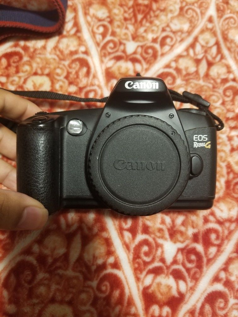Canon Rebel G 35mm Film Camera with 50mm 1.8 STM Lens for Sale in Wasco, CA OfferUp