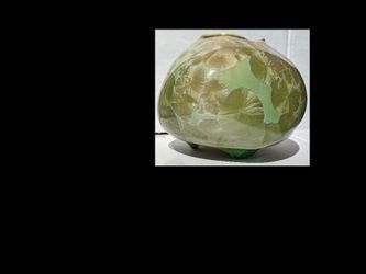 Crystalline ceramic vase
