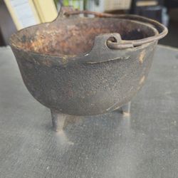 Small Smelting Pot SK1