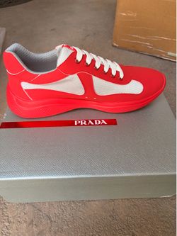 Red Pradas