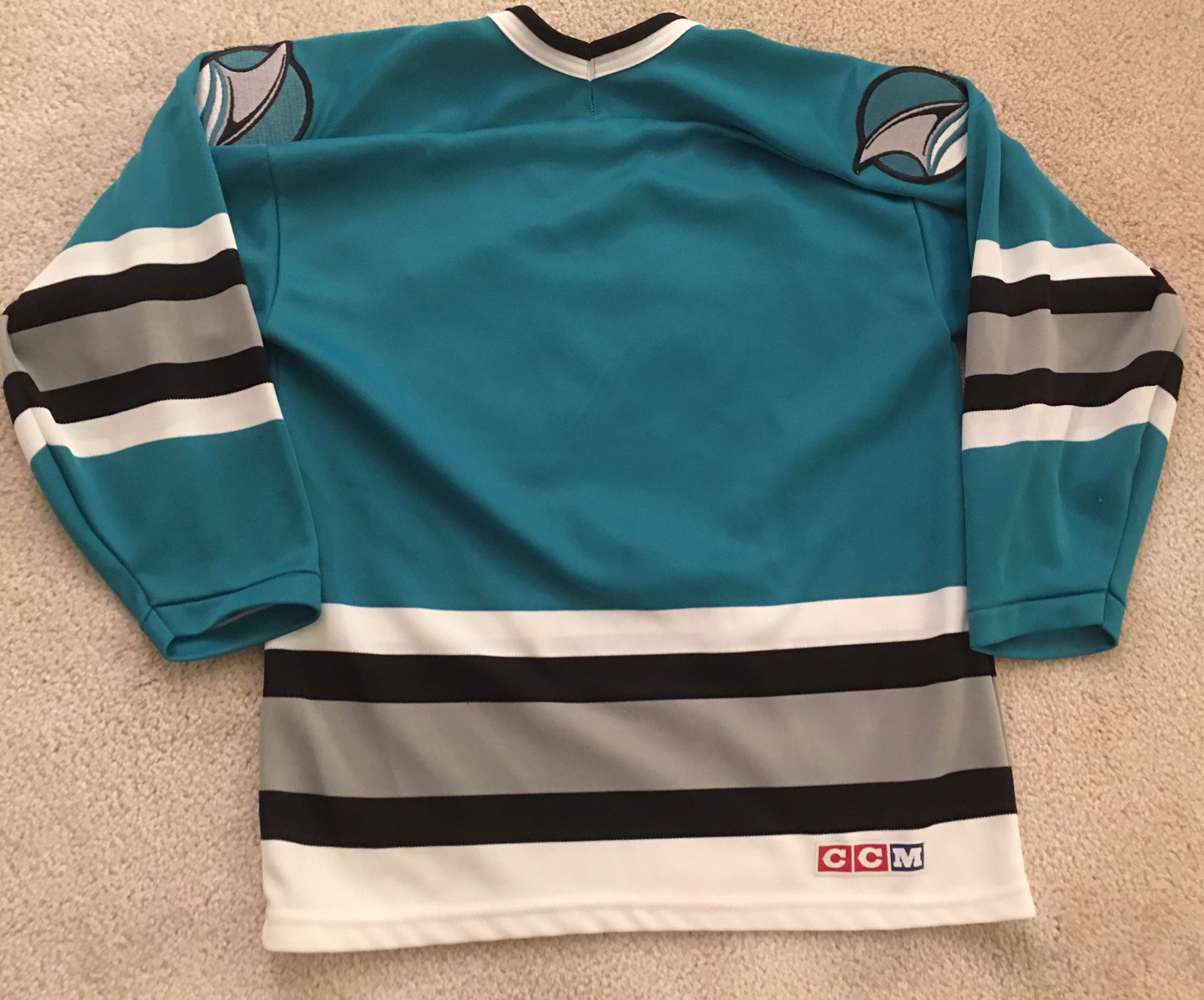 San Jose Sharks 25th Anniversary Reebok Heritage Jersey Size Large for Sale  in San Jose, CA - OfferUp