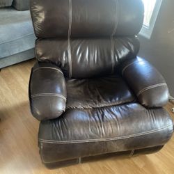 Recliner Great Shape 