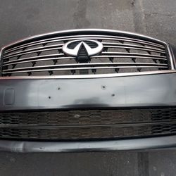 2011-2013 Infiniti M35 M37 M56 Front Bumper With All The Accessories Oem.