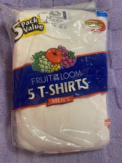 NEW! 5 Pack Men’s Fruit of the Loom Large T-Shirts