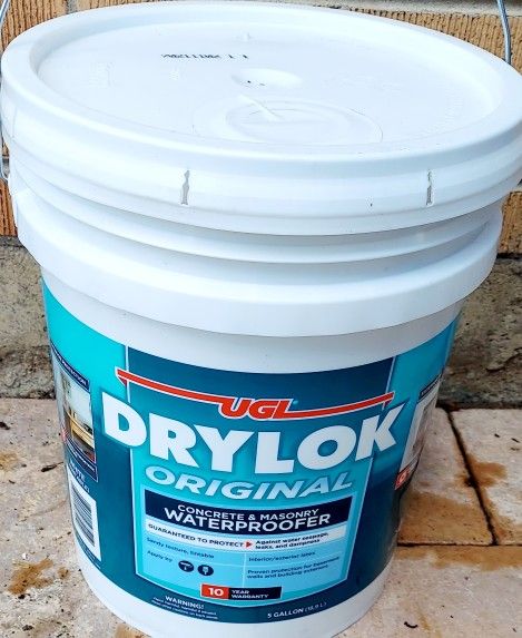 Drylok 5 Gallons Latex Masonry Waterproofer Paint 