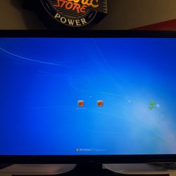 Samsung 50" 4K Smart TV - 4 HDMI Ports - Ultra HD