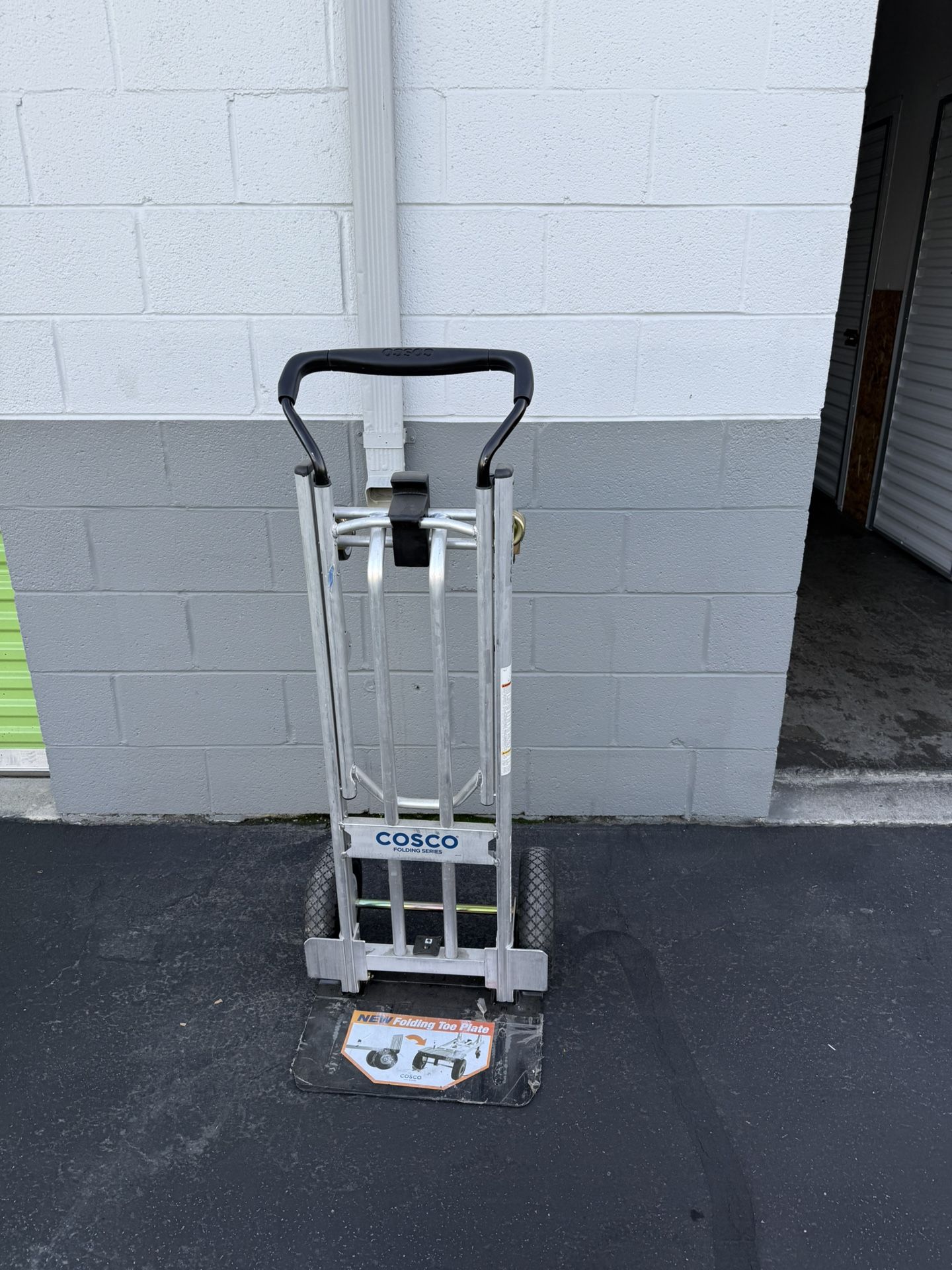Cosco 3 in 1 Heavy Duty Hand Truck Dolly 1000 Lbs 