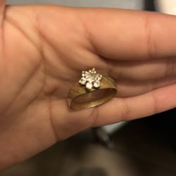14k Gold Ring 