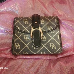 DOONEY AND BOURKE VINTAGE WALLET