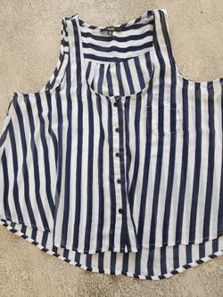 Comfy Light Sheer Top Size L