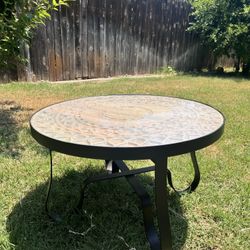 Round Glass Top Coffee Table – Metal Base