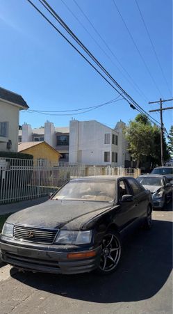 1996 Lexus LS 400
