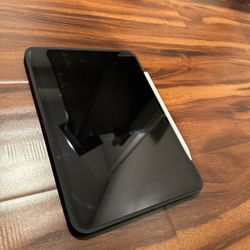 iPad Pro 11 Inch With Logitech Combo Touch Keyboard, Apple Pencil, And Screen Protector 