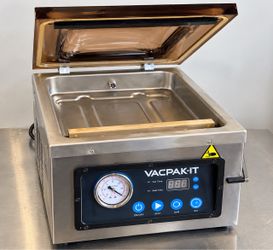 VacPak-It Commercial Chamber Vacuum Sealer + 2 Cases of Bags