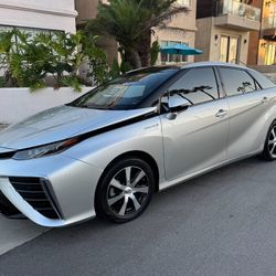 TOYOTA HYBRID HYDROGEN 2017