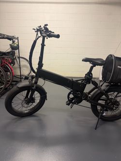 Fat Bike Wheel with Knobby Tire