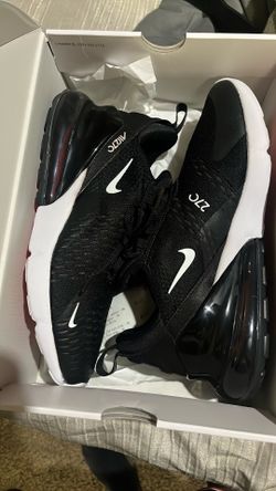 Nike air max 270  size 9/12 men