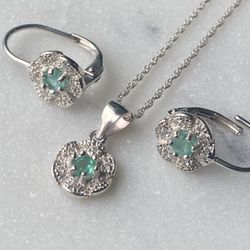  Genuine Colombian set emerald pendant necklace and earrings,silver 925, real natural emerald, Carats 1.3