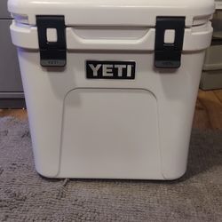 Yeti Roadie Cooler 