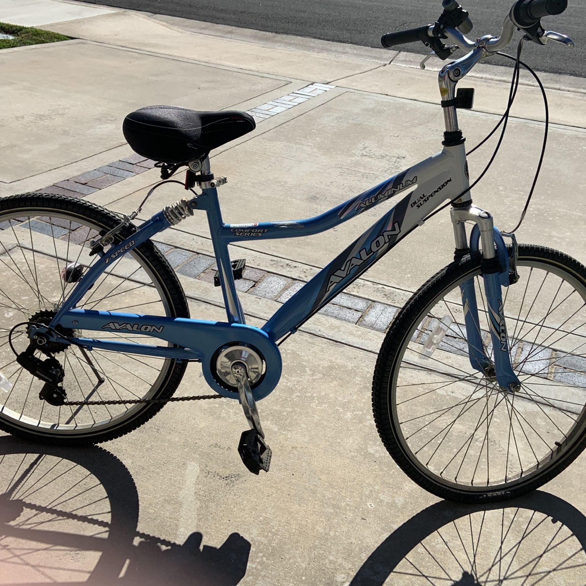 Aluminum Dual Suspension Avalon Comfort Series 7 Speed Bike