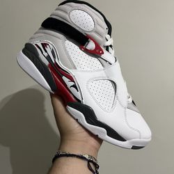 Jordan 8 Bugs Bunny