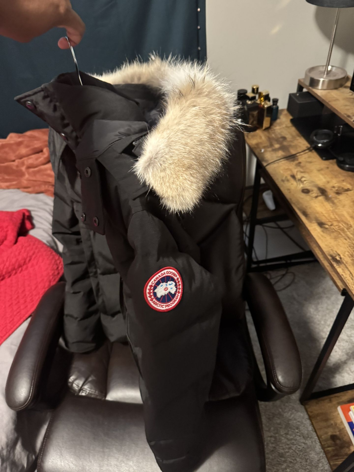 Mediums Canda Goose Fur