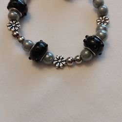 Bracelet In Diferent Materials For Women 