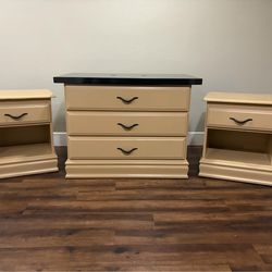 Bedroom set of 3